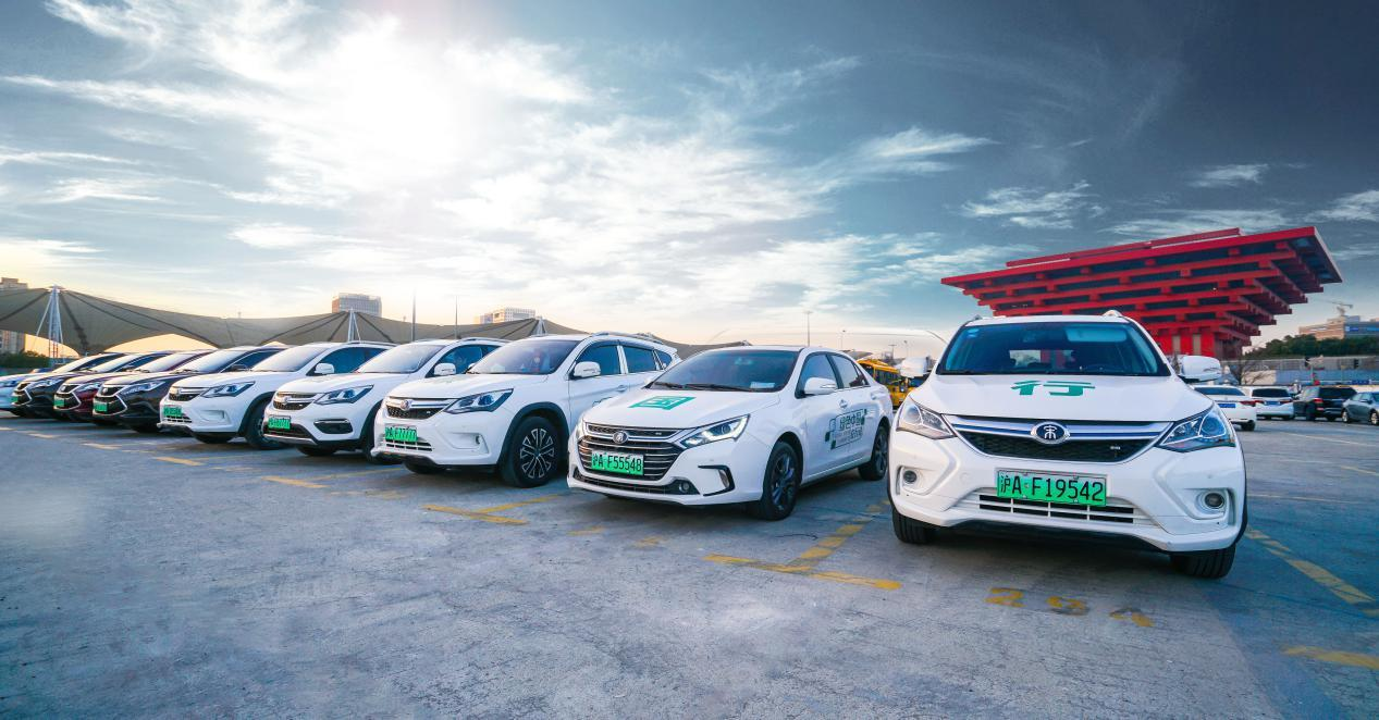 政策“充电”动能足　新能源车跑...